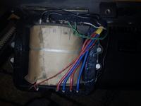 Jak zmierzyć wyjścia transformatora i użyć kondensatorów w Marshall Plexi 100W?