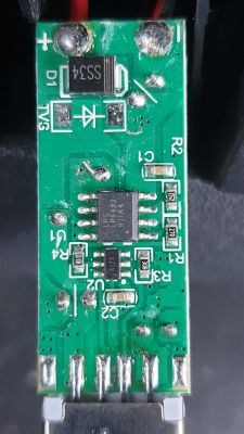 VW Lupo - Przeróbka ładowarki samochodowej USB DC 5V 4.2A na 3A na każdym wejściu