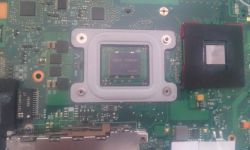 Toshiba Satellite A300-PSAGCE - Zawiesza się i resetuje