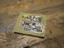 Dlaczego ATMega328p TQFP się grzeje?