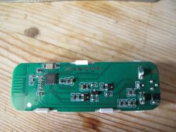 Circuit Board with BK7231N Chip Circuit board with mounted integrated circuit and electronic components.