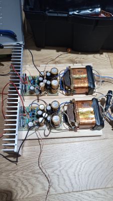 Budowa wzmacniacza dual mono Mirley 2x100W na MOSFET – wybór projektu i PCB