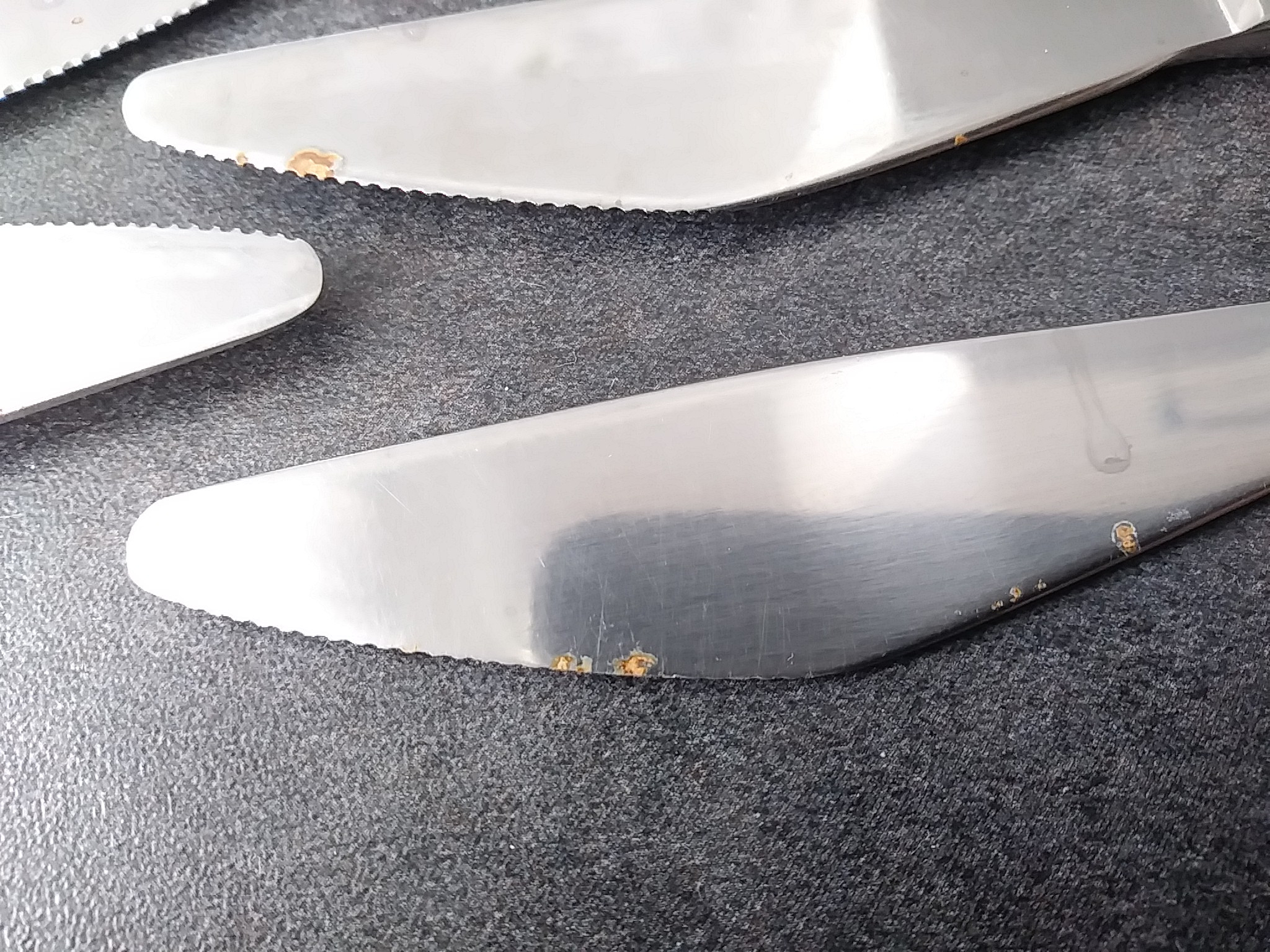 Rust spots on cutlery causes and solutions when washing in the dishwasher