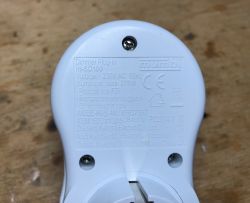 Prosty ściemniacz gniazdkowy - wnętrze i naprawa - Mumbi m-SD100