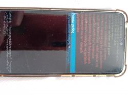 Telefon w trybie odzyskiwania systemu Android