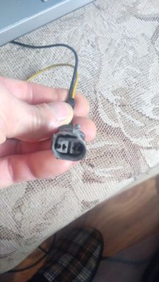 Kostka halogenu Renault Trafic - potrzebny zamiennik