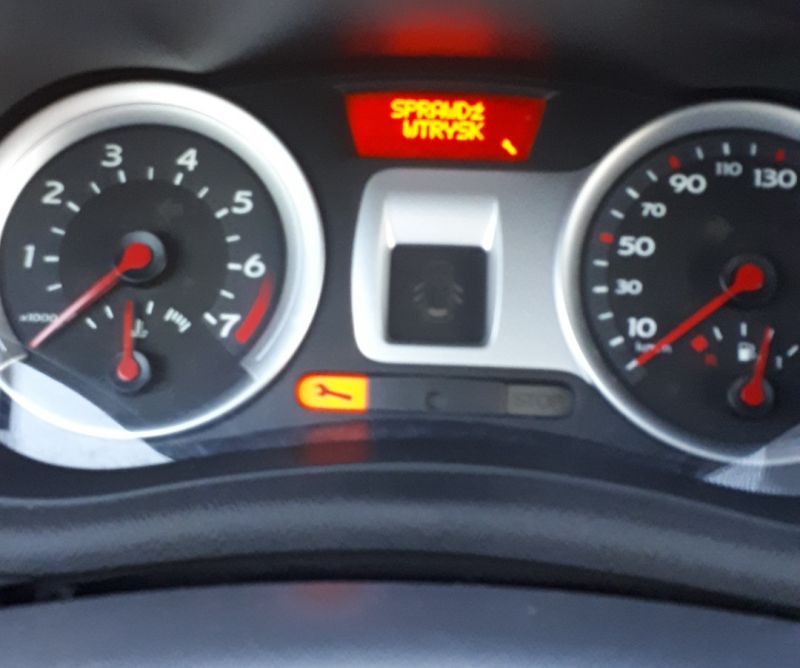 Renault Clio III 1.2B 16v 75km - Re: Clio,błąd przepustnicy falujace obroty i ko