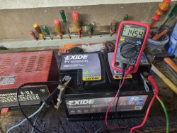 EXIDE EA722 - Data produkcji, kod identyfikacyjny C113H-178, napięcie 12,45V, OLX, ładowanie