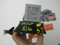 Kia Sportage 1995 2.0 8V - lewy kierunkowskaz świeci zamiast mrugać, co sprawdzić?