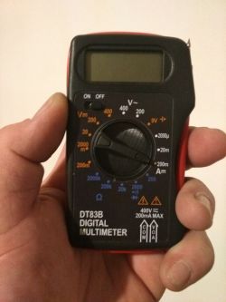 Bardzo tani Mini Multimetr DT83B - Test / Recenzja / Opis Bardzo tani Mini Multimetr DT83B - Test / Recenzja / Opis