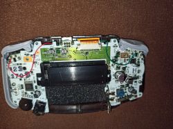 gameboy advance widzi tylko gry od colora