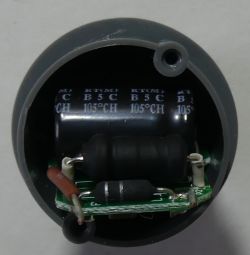 Wnętrze uszkodzonego LED GU10 4W 230V Wnętrze uszkodzonego LED GU10 4W 230V