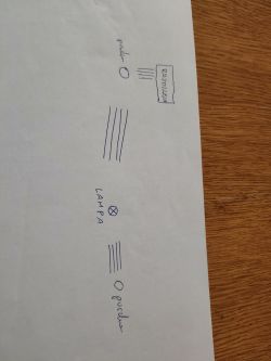 Rysunek schematu połączeń elektrycznych z rozdzielnią, puszkami i lampą.