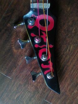 Gitara Basowa Orion - mało elektroniki, dużo zabawy :) Gitara Basowa Orion - mało elektroniki, dużo zabawy :)