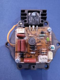 HB UH1100B - Jaką membranę piezoelektryczną kupić i jak ją wymienić?