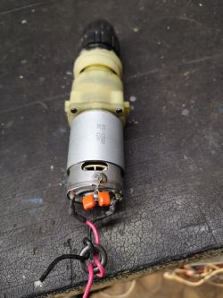 Elektryczne autko dla dziecka - zmieniony silnik auta