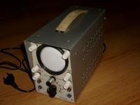 Oscyloskop No 70 deformuje sygnał