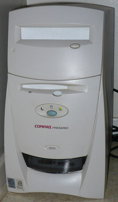 Extra Modding obudowy antycznego PC Compaq