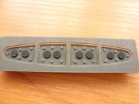 Nie działają przyciski/styki/kontakty - guma przewodząca.