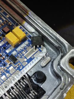 Sterownik Opel HSFI-2.1 - Prosze o pomoc w identyfikacji uszkodzonego elementu