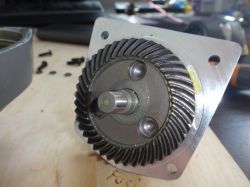 Lubrication for BOSCH Grinders: Gear Grease Recommendations, Viscosity, and Quantity Considerations
