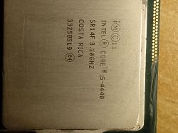 Asrock H81M-VG4 - Po włożeniu procesora płyta główna nie funkcjonuje jak trzeba.