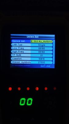 Ekran miernika SATLINK z ustawieniami satelity E 13.0 Ku Hotbird