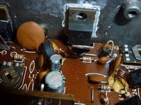 UNIDEN 2830 "Brak odsłuchu w AM i FM nadawanie jest USB,LSB,CW ok"