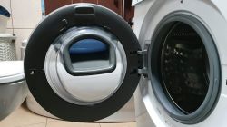 Samsung WW70K5210VW/E0 - Problem z demontażem drzwiczek
