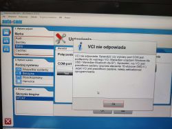 Zrzut ekranu Autocom CARS CDP+ z oknem „VCI nie odpowiada” i listą marek po lewej.
