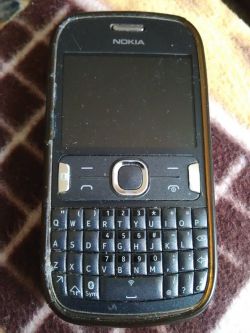 Nokia z klawiaturą QWERTY - Jak rozpoznać model przed C3-00?