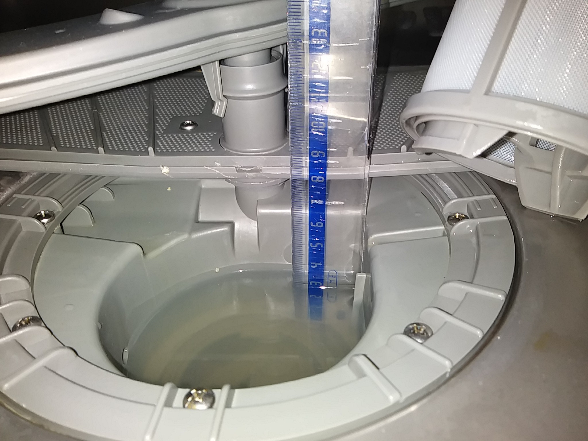 Rust spots on cutlery causes and solutions when washing in the