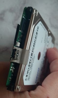 Dysk zewnętrzny Samsung G2 Portable przestał działać po restarcie komputera.