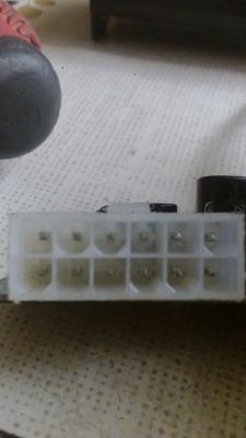 Radio 4219E - Jak prawidłowo podłączyć pod akumulator w garażu?