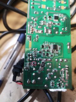 Podniesienie napięcia ładowarki Li-ion z 54.8V na 58.8V.