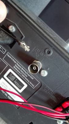 Jak wzmocnić sygnał FM w wieży Panasonic SC-PM250?