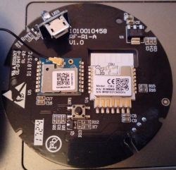Electronic board with CBU modules and antenna