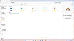 Zrzut ekranu eksploratora plików w systemie Windows z widocznymi folderami i paskiem narzędzi.