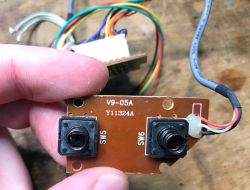 How a racing set is built - steering wheel and pedals for USB/Playstation and PS/2