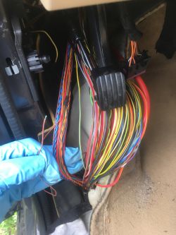 Touareg 5.0 TDI 05r - No communication with the box, ABS, suspension