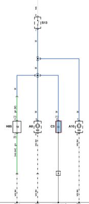 Schemat elektryczny układu świateł STOP z bezpiecznikiem i masami dla każdej lampy.