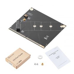 Płyta adaptera PCIe z zestawem montażowym i instrukcją obsługi.