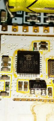 BL602L20 on Circuit Board Close-up of BL602L20 chip on a circuit board