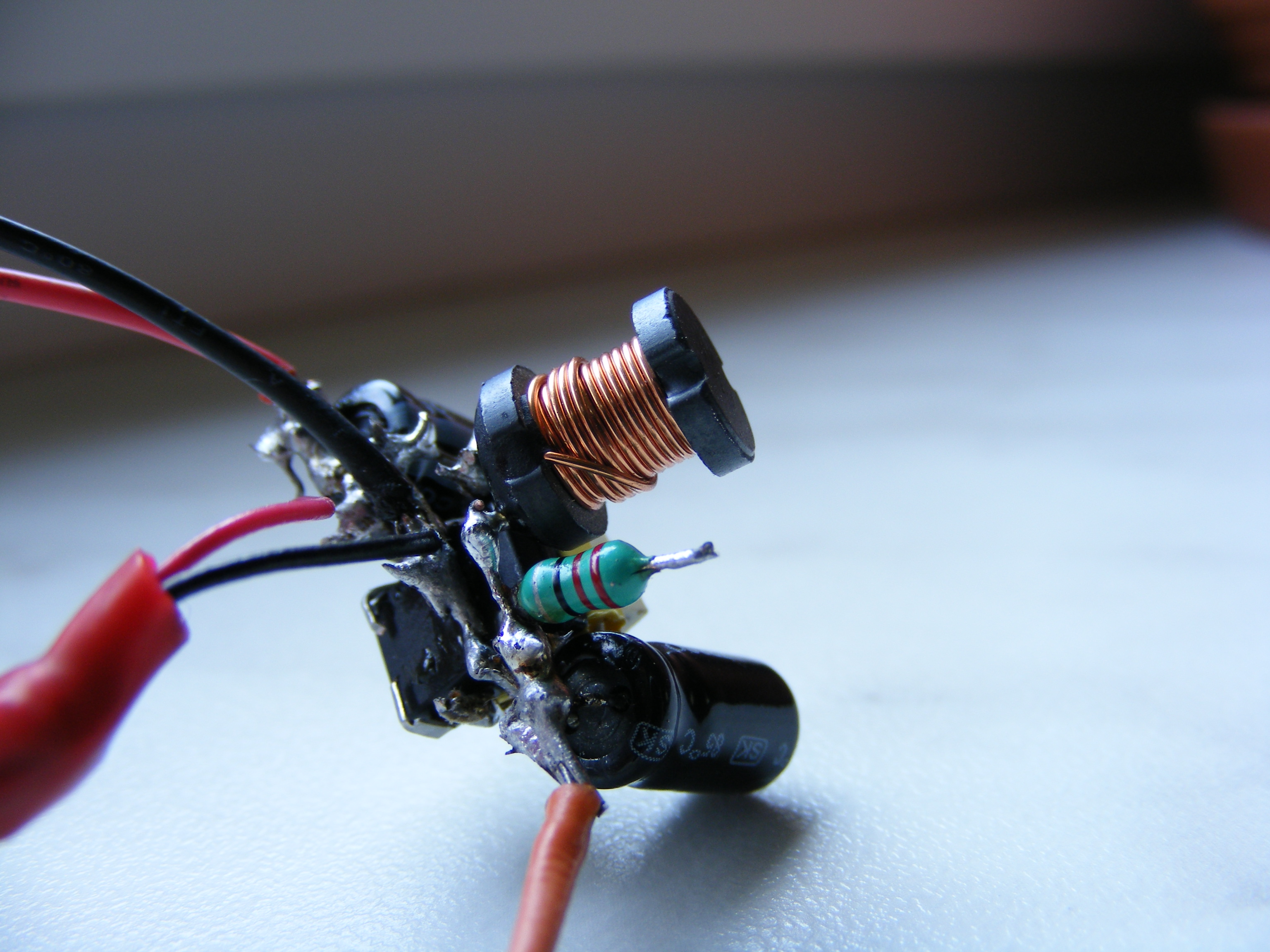 Max756 i problemy z napięciem podczas obciążenia. - elektroda.pl