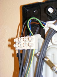 Problem z elektrycznym podgrzewaczem wody Siemens. Problem z elektrycznym podgrzewaczem wody Siemens.