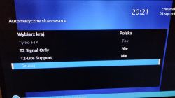 Ekran menu automatycznego skanowania telewizora z ustawieniami kraju na Polskę i opcjami skanowania T2.