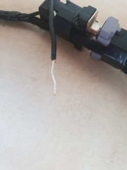 VW PASSAT B5 1.9 TDI skąd idzie sygnał do prędkościomierza.