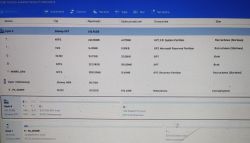 Zrzut ekranu z programu AOMEI Partition Assistant pokazujący strukturę partycji dwóch dysków