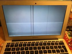 MacBook Air A1465 - zepsuty ekran MacBook Air A1465