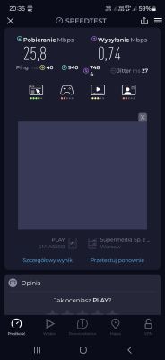 Zrzut ekranu z aplikacji Speedtest pokazujący prędkość internetu mobilnego w sieci Play: pobieranie 25,8 Mbps, wysyłanie 0,74 Mbps.